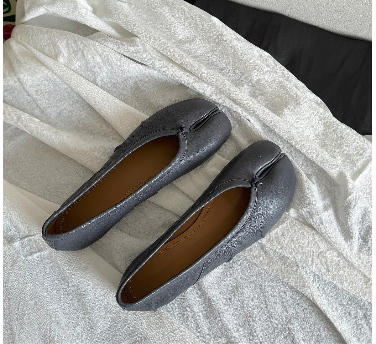 25SS MM6 Slip-On Margiela Tabi Shoes - Buttery Lambskin Split-Toe Ballet Flats -  donclickin