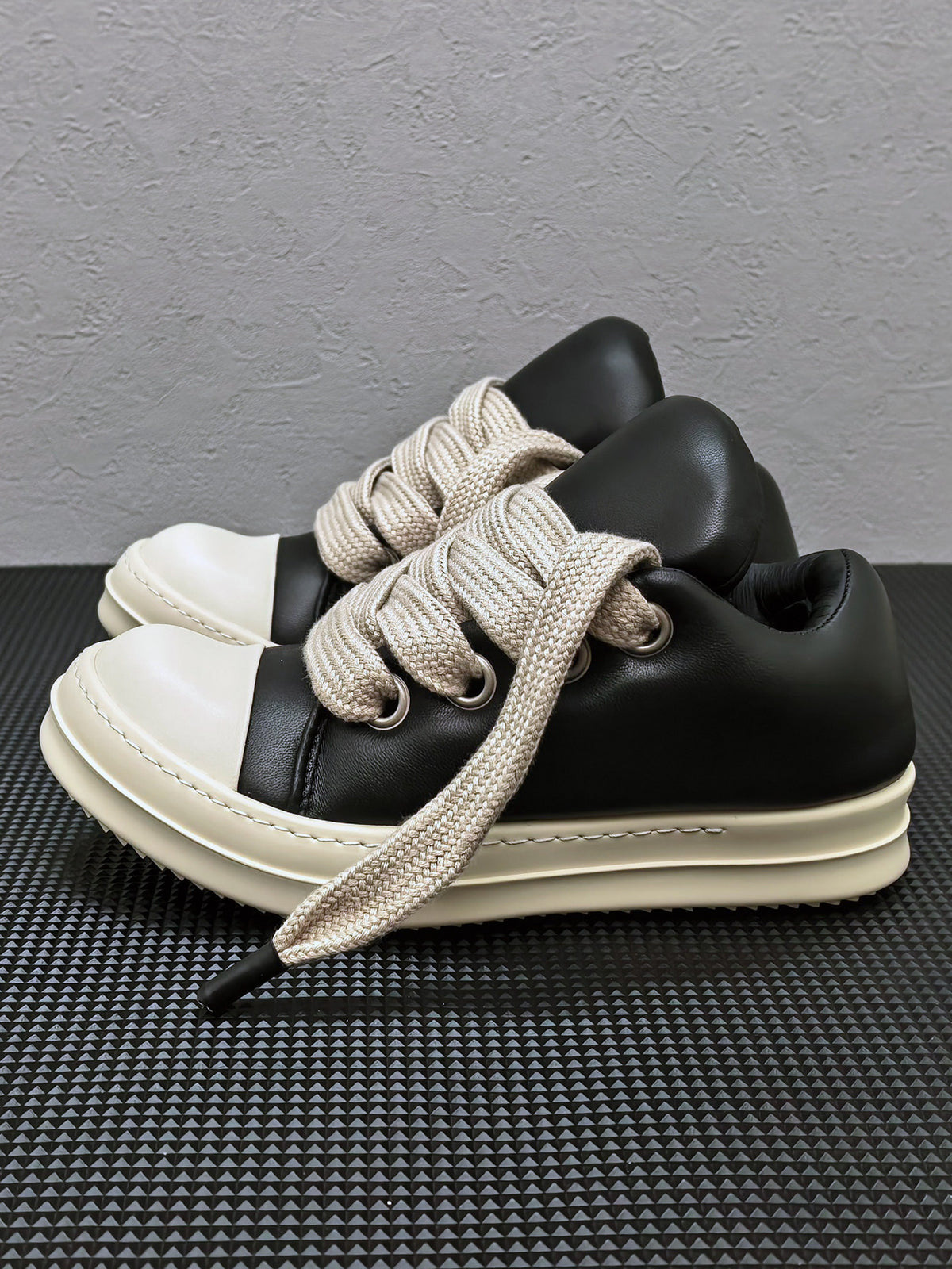 RO Jumbo Lace Padded Low Sneaker - Rick Owen Chunky Leather