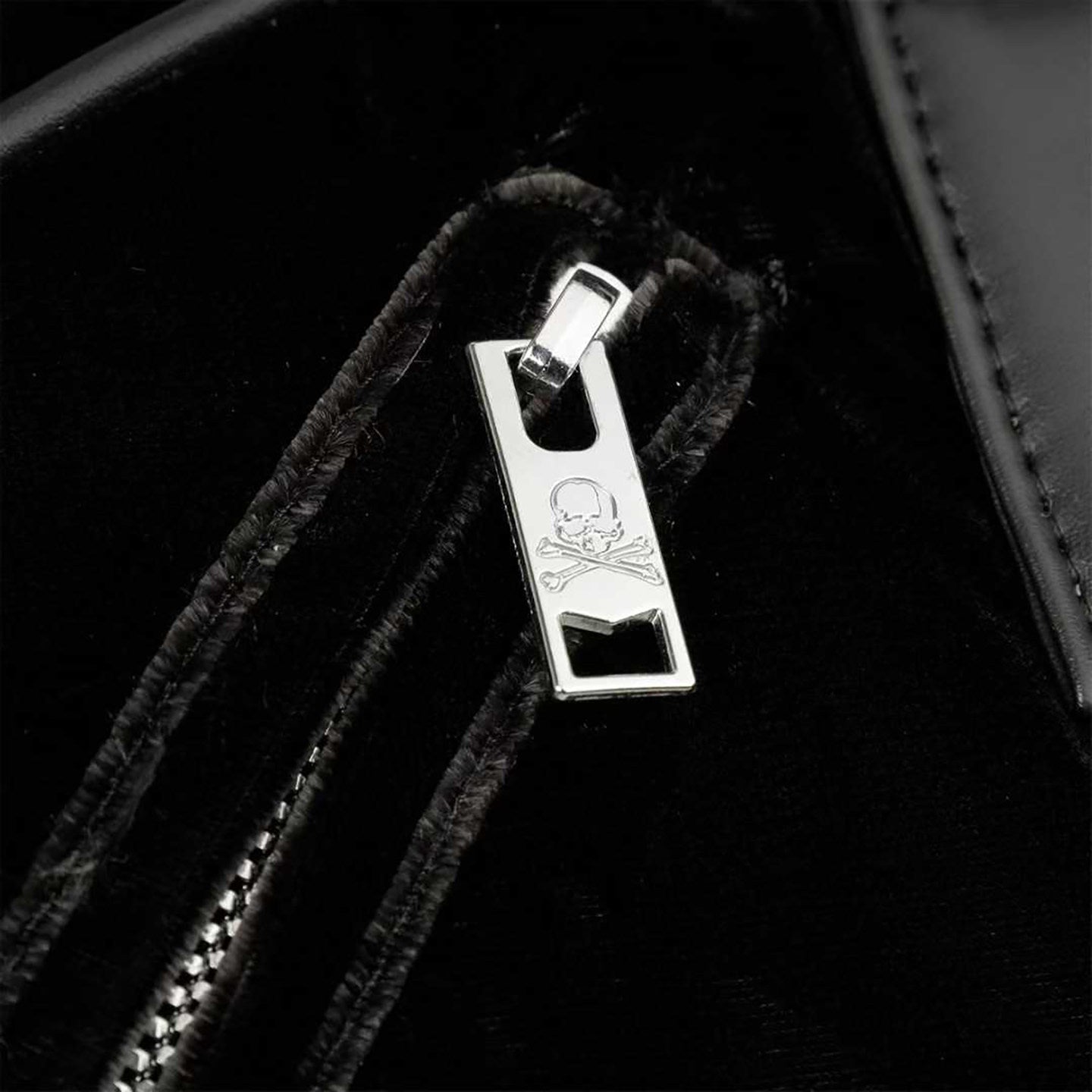 MMJ Mastermind Archive Velvet Skull Shoulder Bag - Darkwear Travel Duffle 