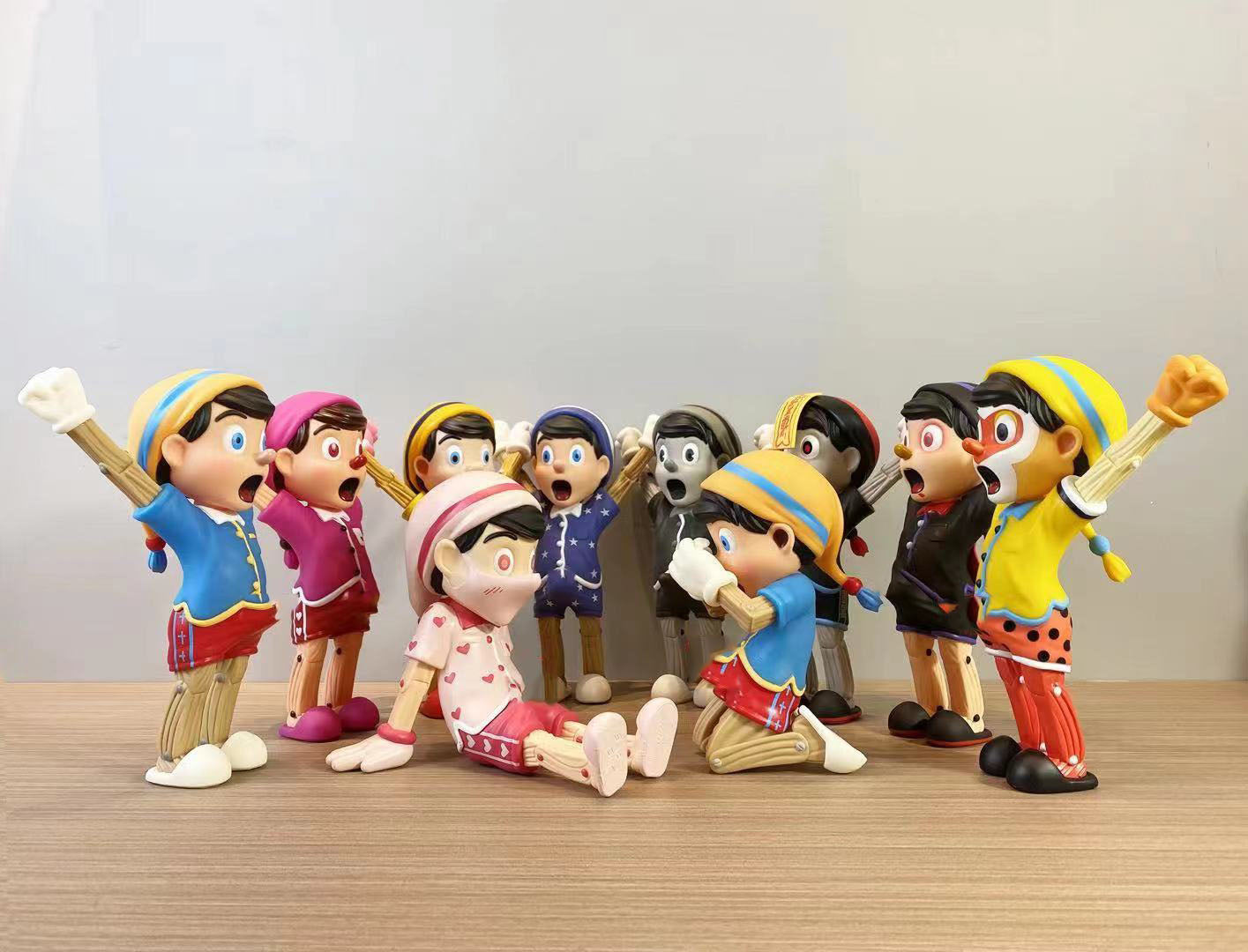 Mighty jaxx first kiss Wood Boy Art Toy - Valentine's Day Limited Edition Figure