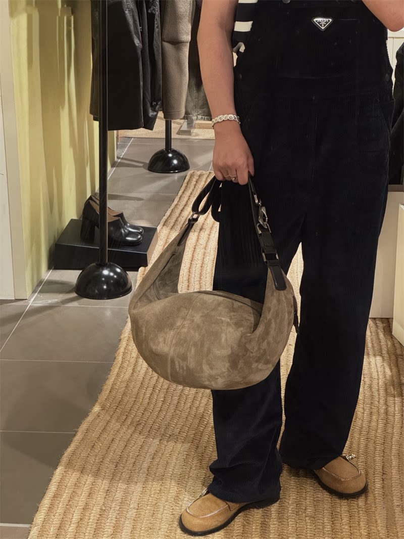 Artisanal Quiver Clip Bag - Lemaire Leather & Suede Crossbody Bucket 