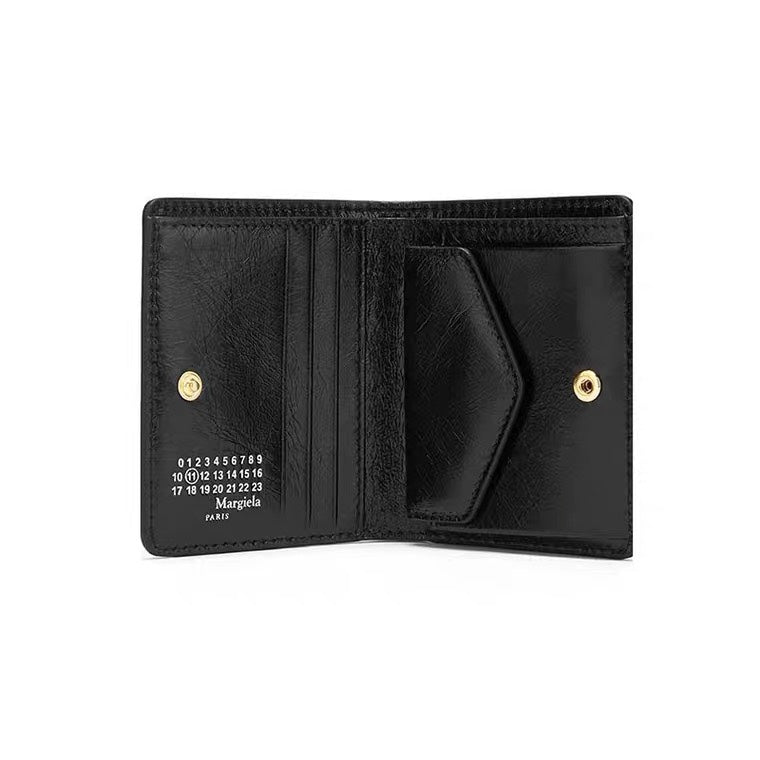 21SS Oiled Leather Wallet Card Holder – MMM Vibe Classic Four-Stitch Design - Black