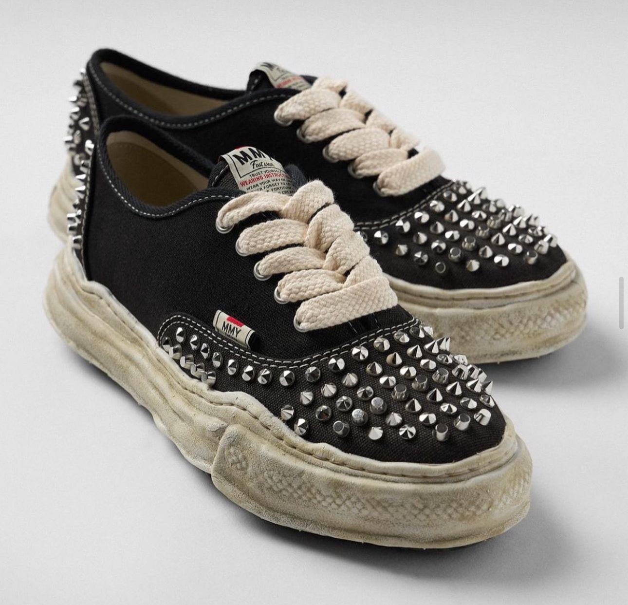 Mihara MMY A13FW736 Studded Distressed Sneakers Melting Canvas Shoes