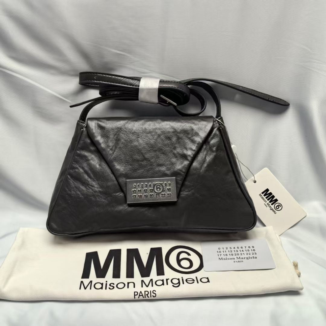 MM6 Maison Vintage Distressed Embossed Flap Messenger Margiela Leather Bag - Grey