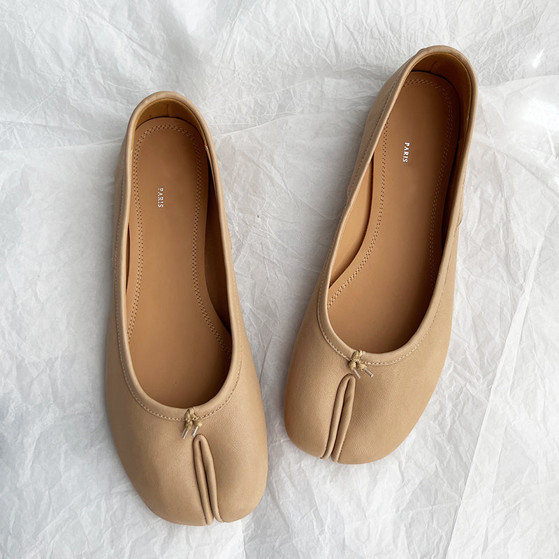 25SS MM6 Classic Slip-On Tabi Shoes - Buttery Lambskin Split-Toe Ballet Flats - Nude
