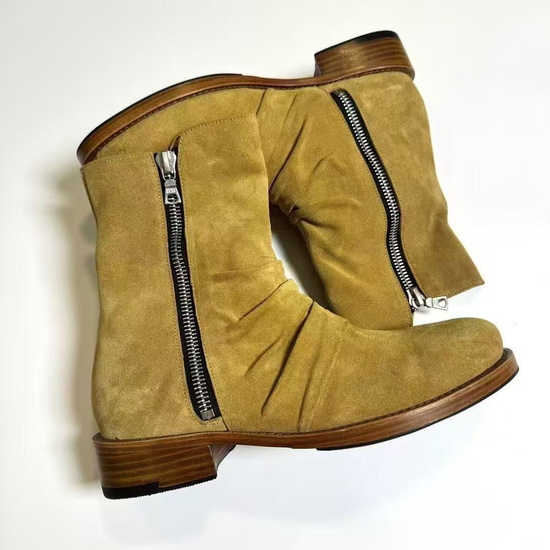 AMIRI 16OG Crinkled Chelsea Boots -Distressed Leather Ankle Boots