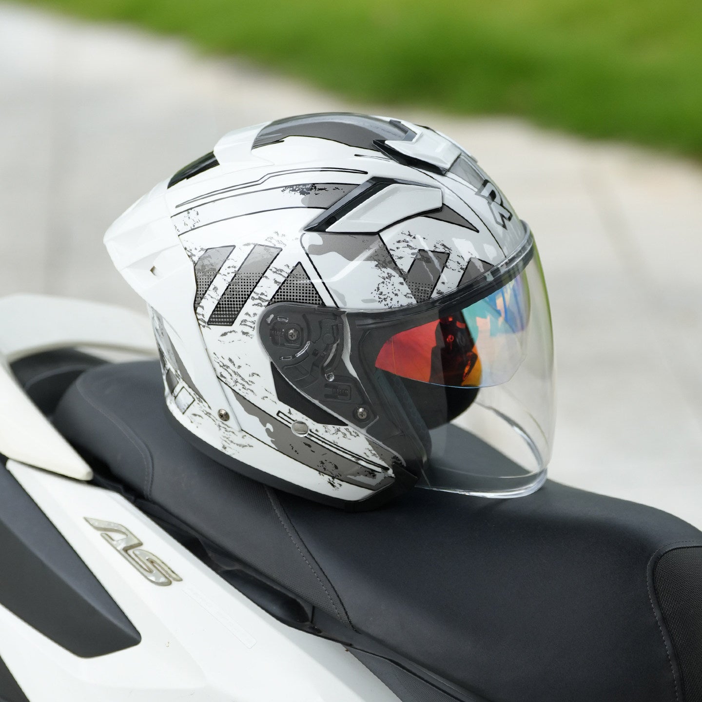 Evangelion Unit-01 Style Bluetooth Helmet - DOT Certified Dual Visor