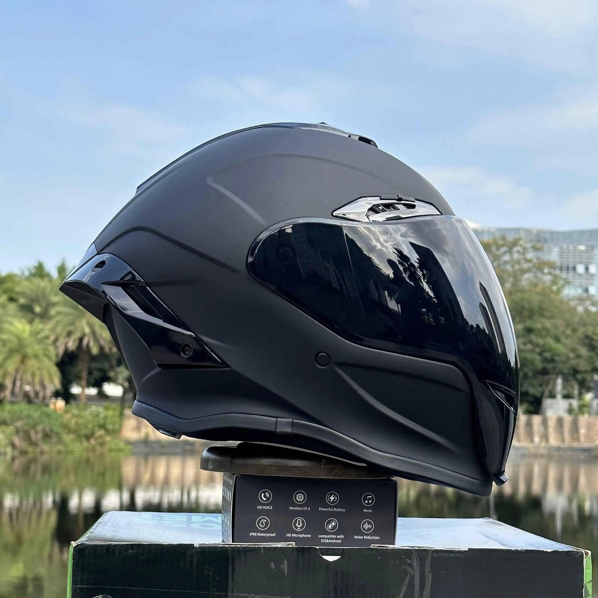 Mecha NBTK Motorcycle Helmet - Full-Cover Retro Design Bluetooth 3C DOT & Dual Visor