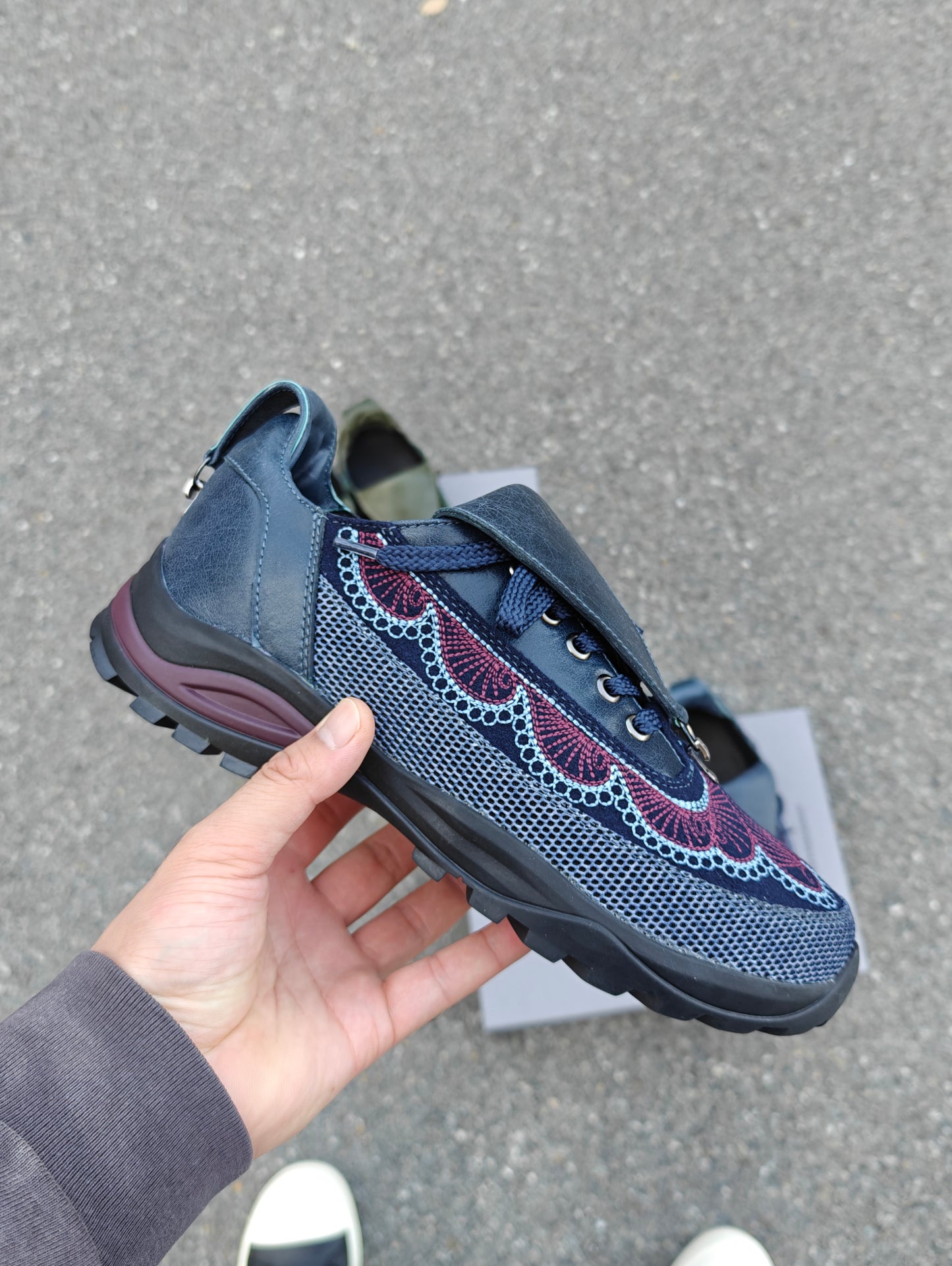 donclick Kiko Kostadinov AW24 Carved Brogue Shoes -Embroidered Workwear Derbies - Blue