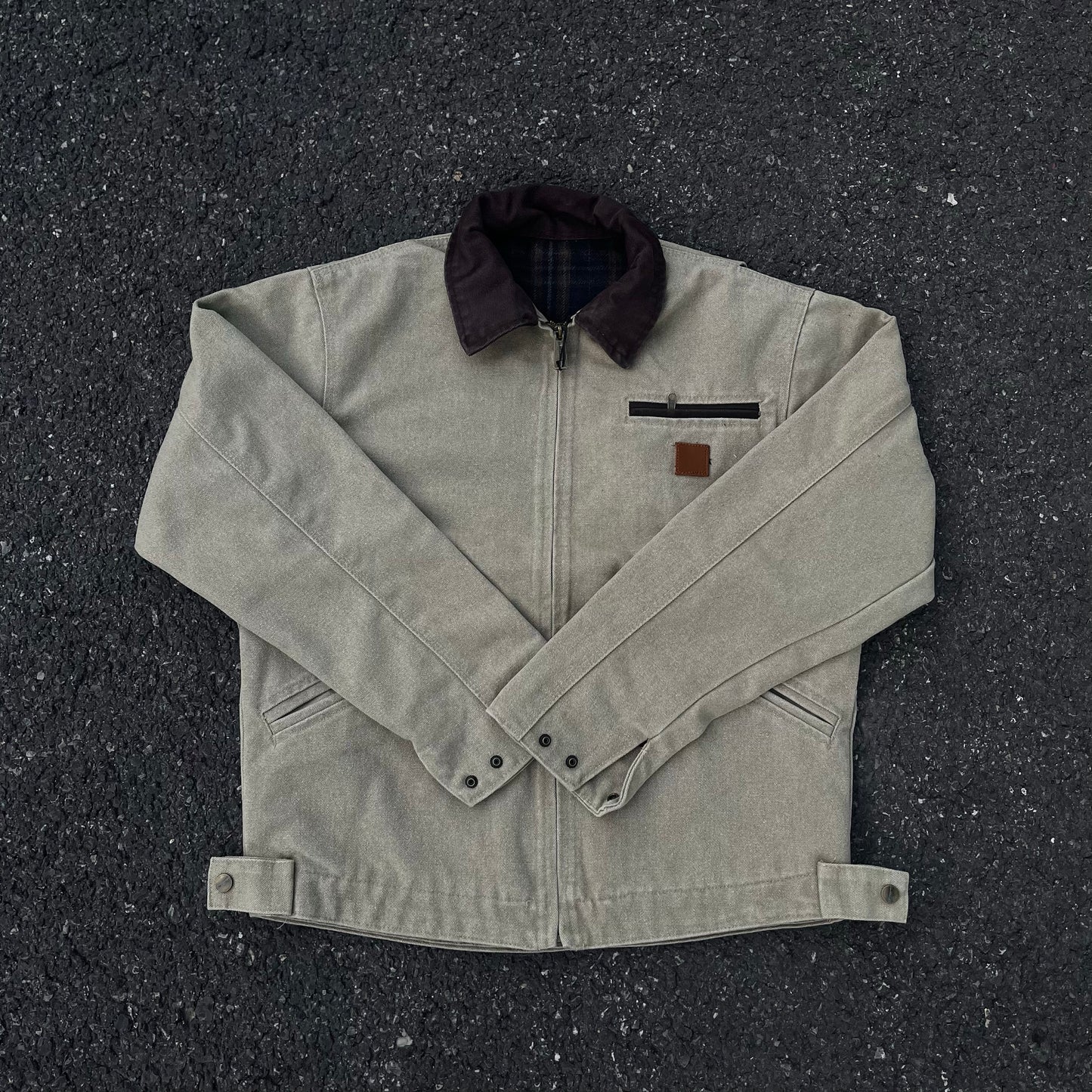 Carhartt J97 Detroit Jacket: Vintage Workwear Canvas Outerwear Cleanfit
