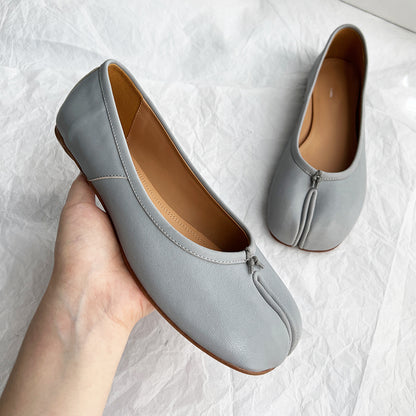 25SS MM6 Classic Slip-On Tabi Shoes - Buttery Lambskin Split-Toe Ballet Flats - Haze blue