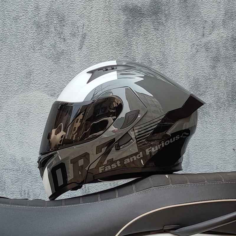 Ice Age 3C DOT Approve Full Face Dual Visors Unisex Bluetooth Motorcycle Helmet